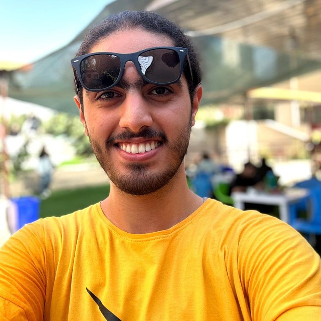 علی مصطفی‌زاده
